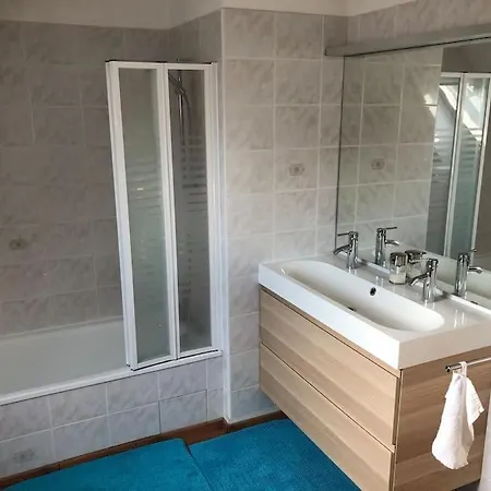 Maison 3 بيت للعطل *